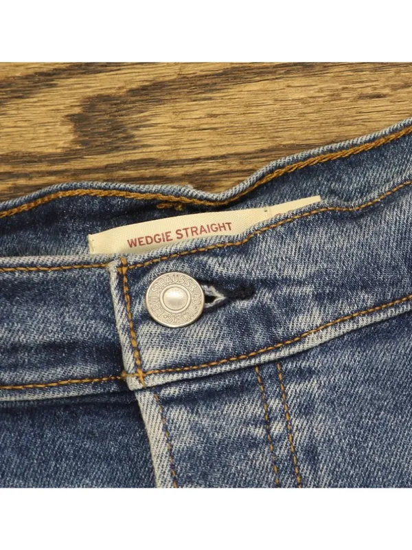 NWT Levi's Wedgie Straight Leg Jeans with Button Fly Love in the Mist Blue 20W - Image 6