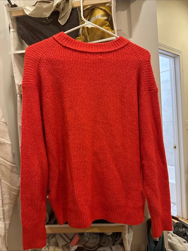 American eagle sweater - Image 3