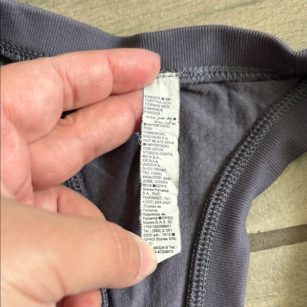 Elegant Women's gray active Tank Top - Image 2