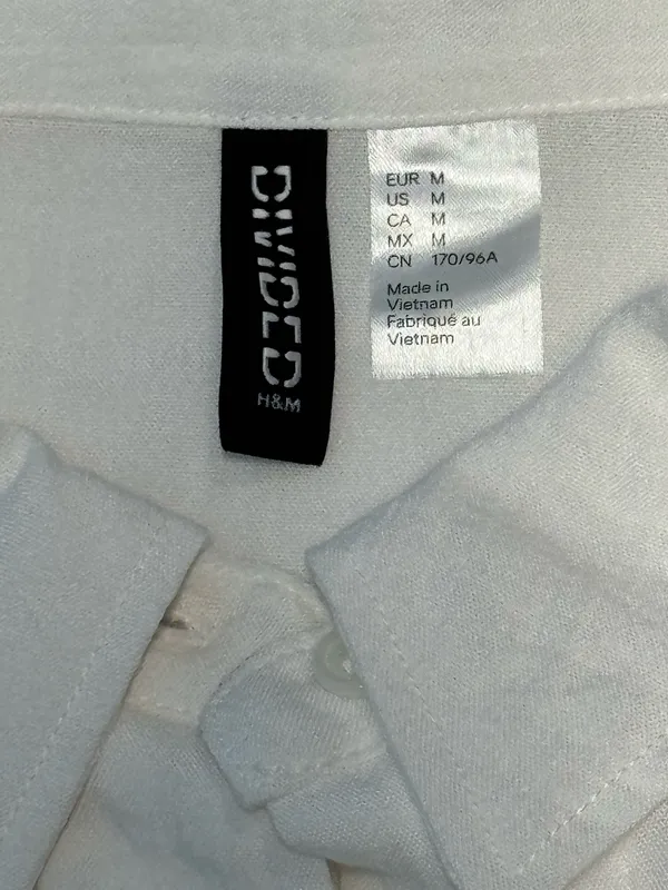 H&M Divided White Short Sleeve Button-Front Utility Crop Shirt - Image 8