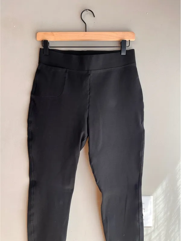 Quince Ultra Stretch Skinny Ponte Pants Black Medium - Image 6