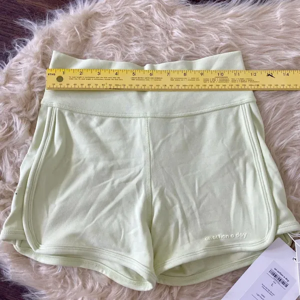 NWT Nicole Soft High-Waisted Fitted Athletic Shorts Bike Short Light Chartreuse - Image 6