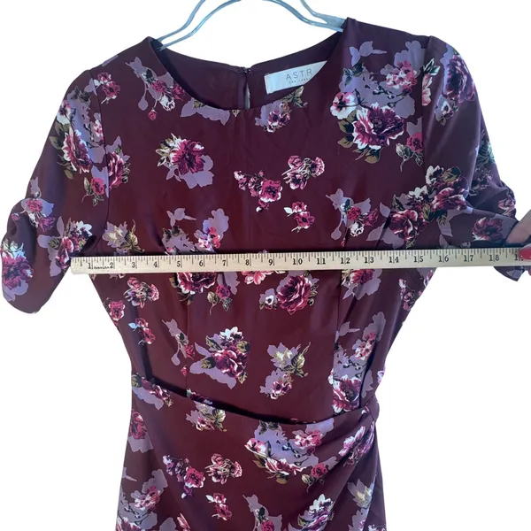 ASTR The Label Floral Mini Dress Burgundy Faux‎ Wrap S/S XS Soft Girl Romantic - Image 5