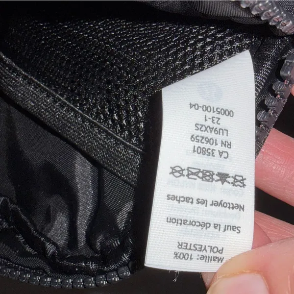 Lululemon Black 1L Everywhere Belt Bag Fanny Pack Waist Pack Bag - Image 10