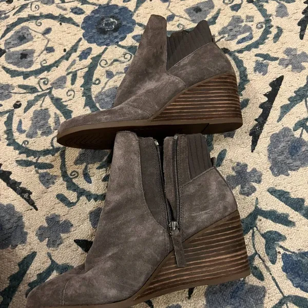 Toms‎ Wedges 6.5 - Image 4