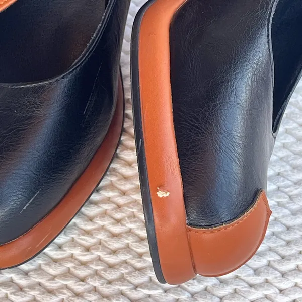 Two-Tone Black & Tan Split Toe Mary Janes - Block Heel - Size 245(7.5/8 US) - Image 6