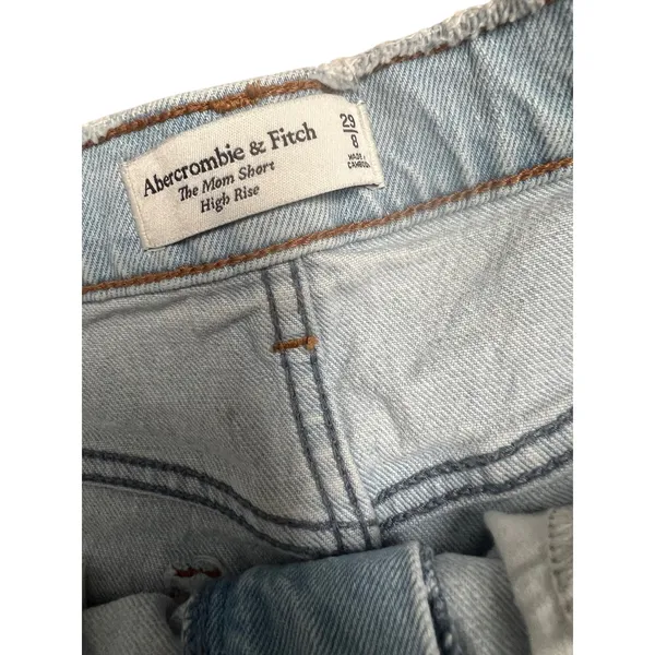 Abercrombie & Fitch High‎ Rise Mom Shorts Light Wash Distressed Denim 29 8 - Image 3