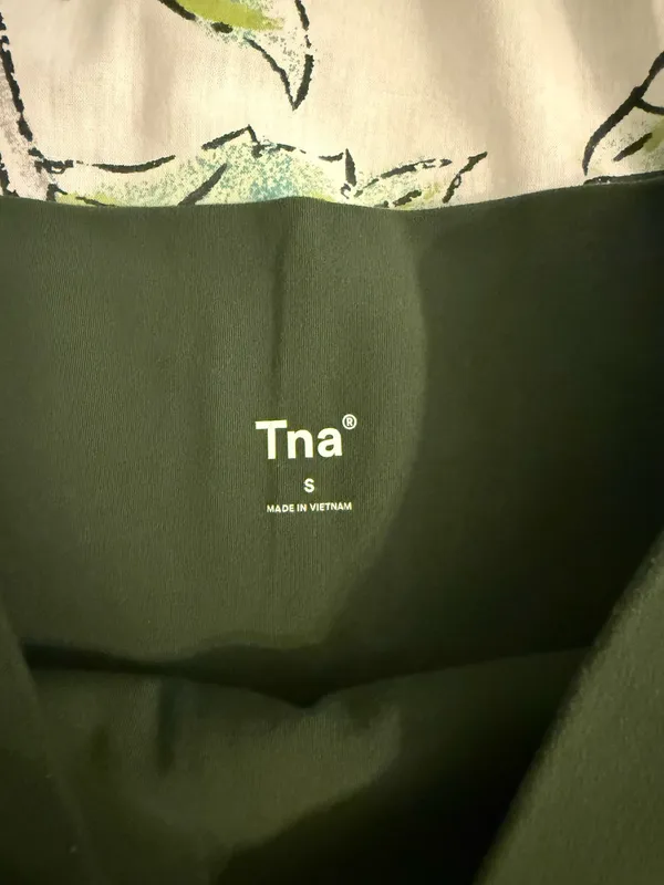Aritzia TNA Short - Image 2
