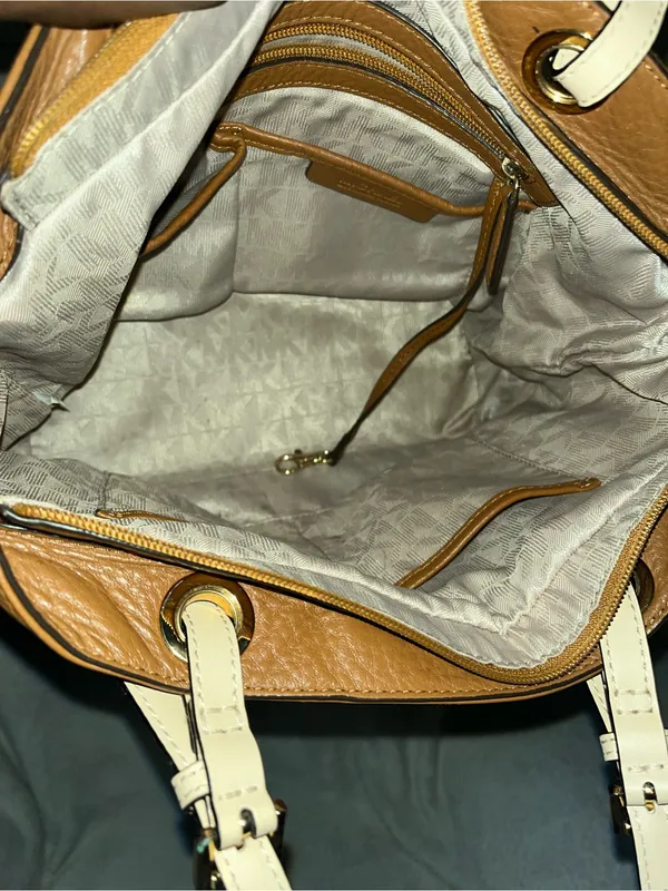 Michael Kors Bedford textured leather tote in acorn brown with contrasting pale - Image 13