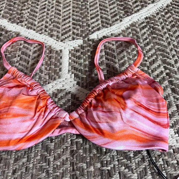 Shade & Shore Bikini top sz 32B - Image 2