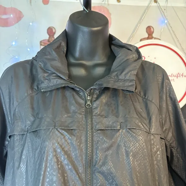 Lululemon Miss Misty Jacket II Zip Up Womens Black Size 4 Waterproof Hood Run - Image 11