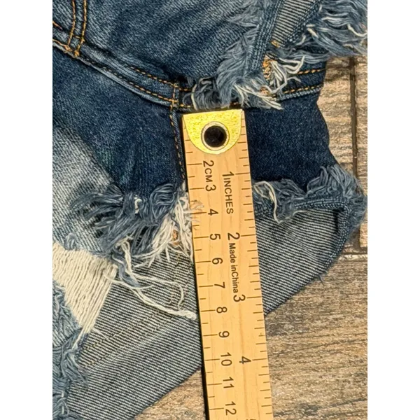 BKE Stella Distressed Denim Shorts Micro Mini Y2K Frayed Hem Size 24 Low Rise - Image 6