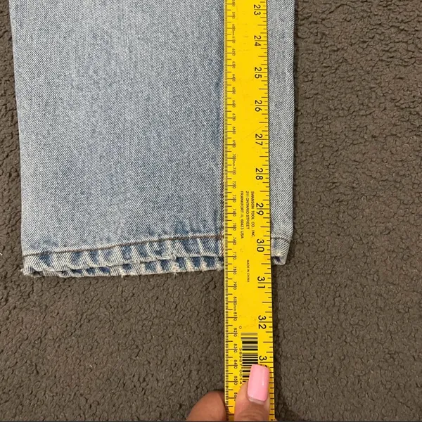 Old Navy Mom’s jeans Light Blue Straight Leg Women’s Jeans size 6 - Image 7