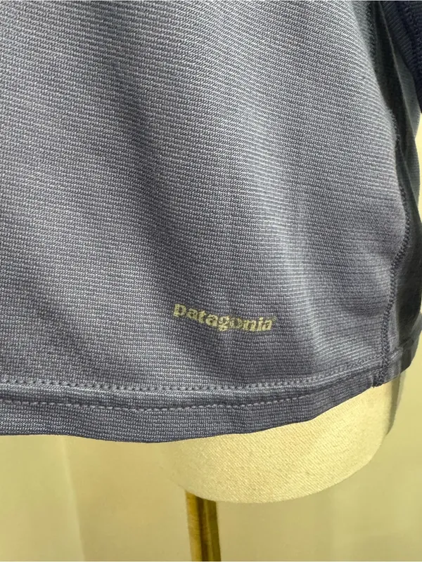 Patagonia Capilene Pullover Lightweight Sweater Purple Medium‎ - Image 5