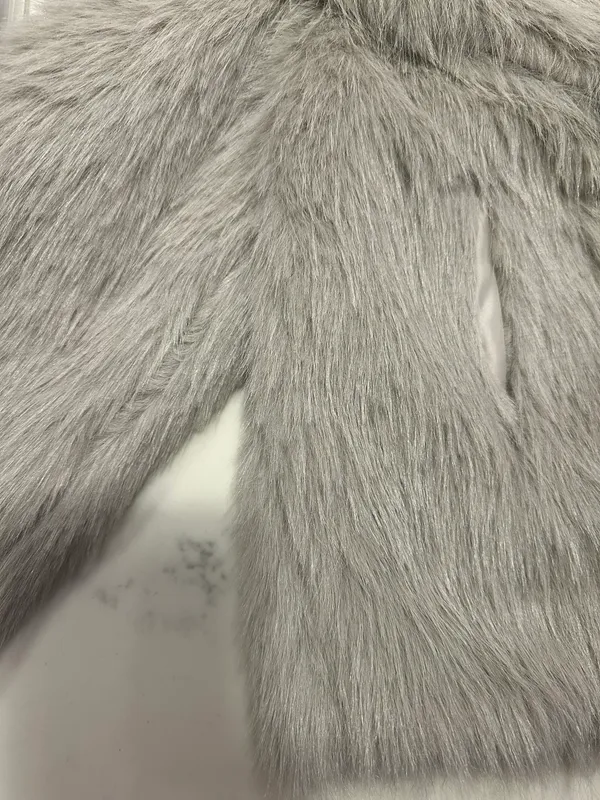 Fur Coat Size M - Image 5