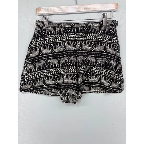 Mudd Womens Shorts Elephant Print Black White Boho Rayon Size Medium - Image 2