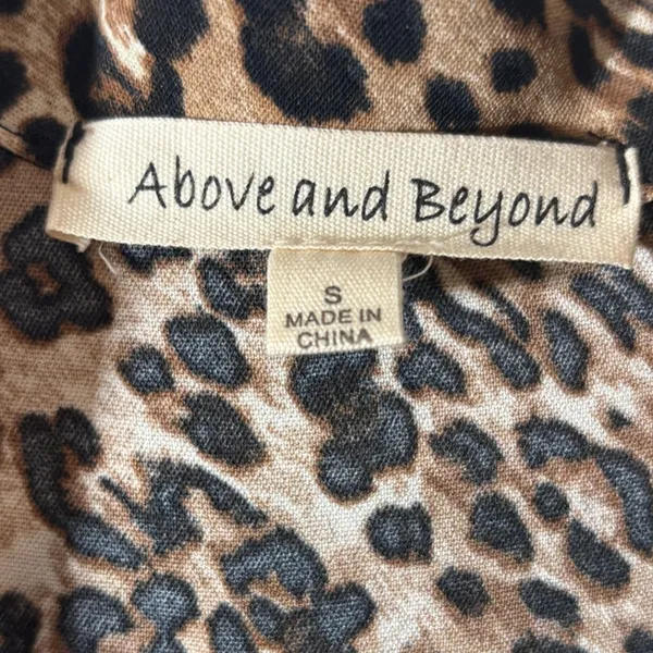 Above and Beyond Size S Leopard Cheetah Animal Print Button-Front Jumpsuit - Image 6