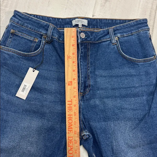 Martha Stewart mid rise skinny jeans medium blue size 18 - Image 4