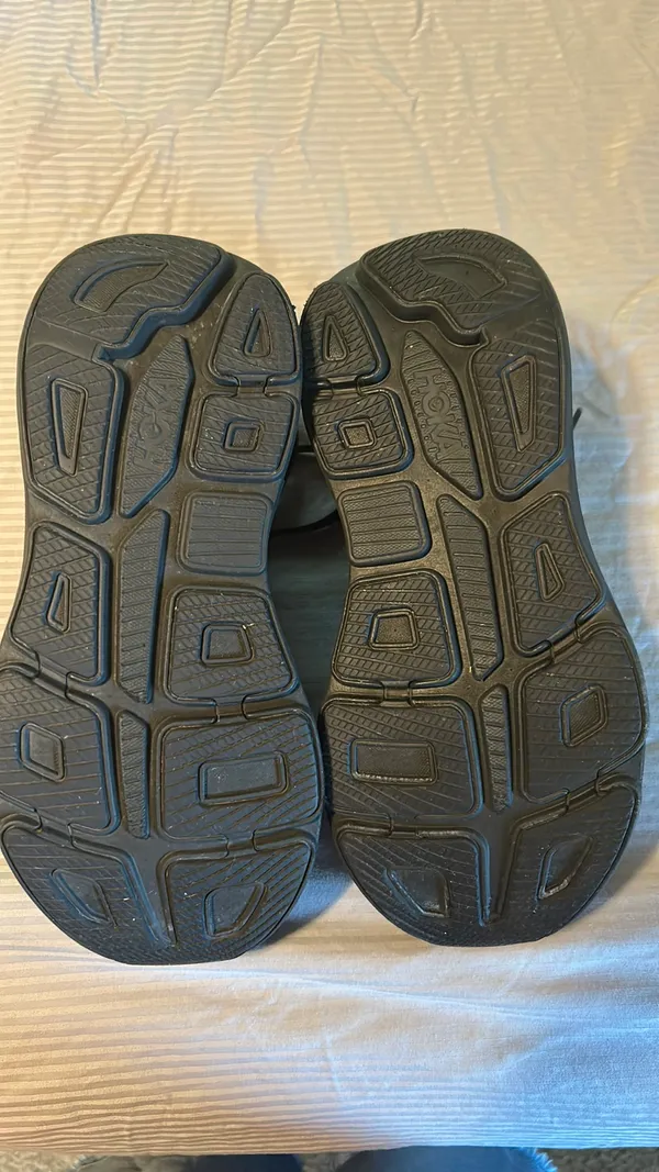 Hoka Running Shoes Women’s Bondi 9 - Image 2
