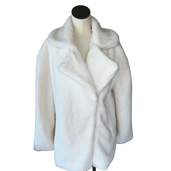 NWT C& C California White Teddy Faux Fur Sherpa Cozy Coat XL Ivory white - Image 2