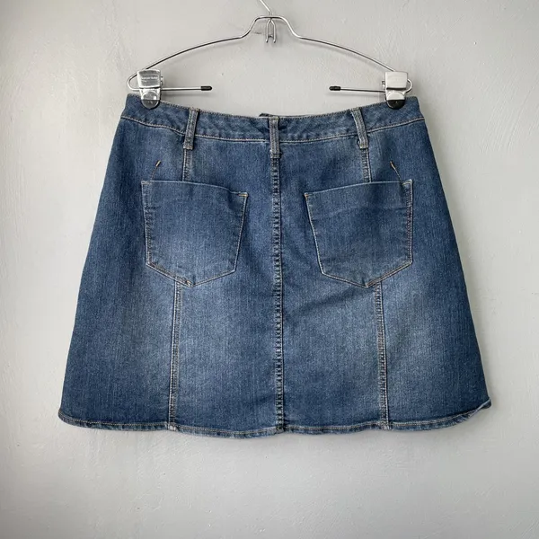 Mossimo Denim Button Up Down Skirt Size 14 Blue Jean Short Mini Stretch Western - Image 2