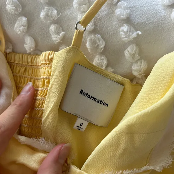 Reformation ursla silk yellow top - Image 5