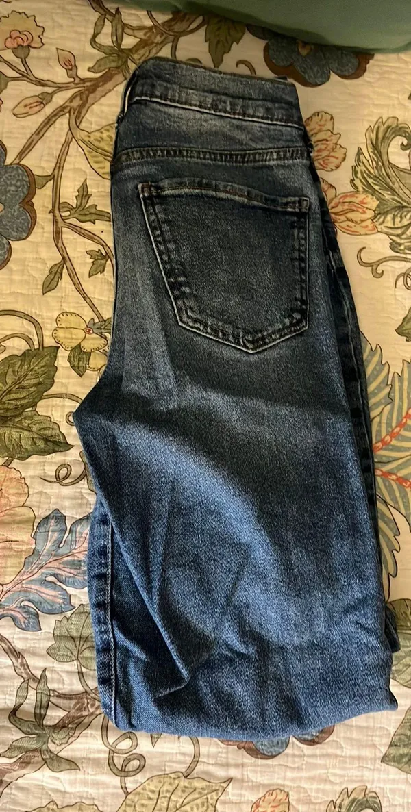 Jeans - Image 2