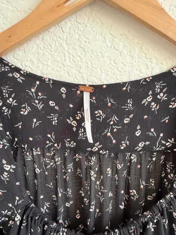 Free People Lolita Long Sleeve Floral Blooms Blouse Black‎ S - Image 5