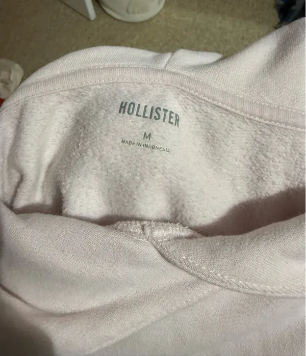Hollister Sweater Light Pink  - Image 3