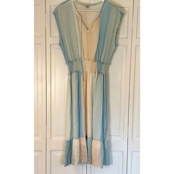 Rails Ashlyn sunset gradient smocked waist dress size small - Image 4