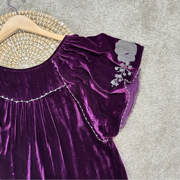 Sundance Embroidered Silk Blend Just Devine Tunic Top Purple Velvet Fairy Size M - Image 11