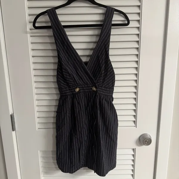 Elegant Navy Blue Striped Dress - Image 2
