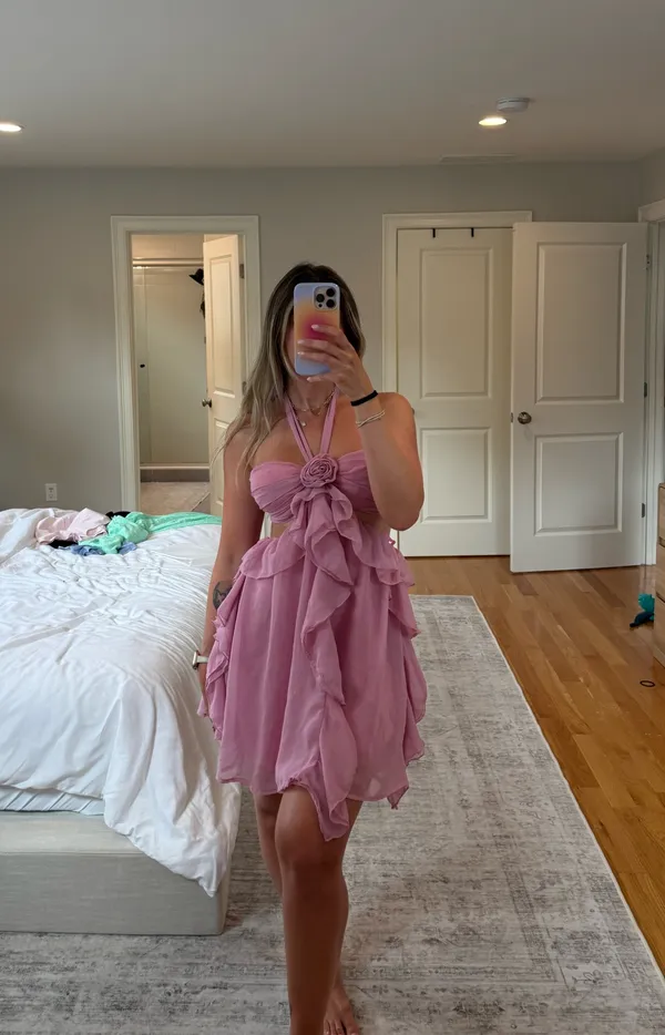 Selfie Leslie Santiago Cut-Out Ruffle Dress Blush - Image 3