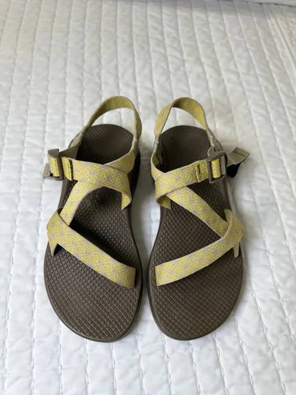 Chacos Z1 Classic Florence Yellow Sandals Women’s Size 7 Hiking Trail Outdoor - Image 2