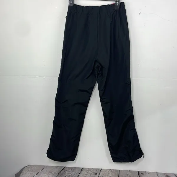 Columbia Snowboarding Pants Women’s size Small Black and Pink - Image 8