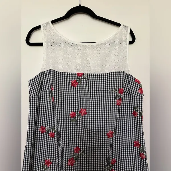 Karl Lagerfeld Paris Gingham Floral Embroidered Dress,‎ Size 14 - Image 2