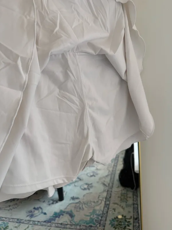 White Athletic Skirt Size M - Image 3