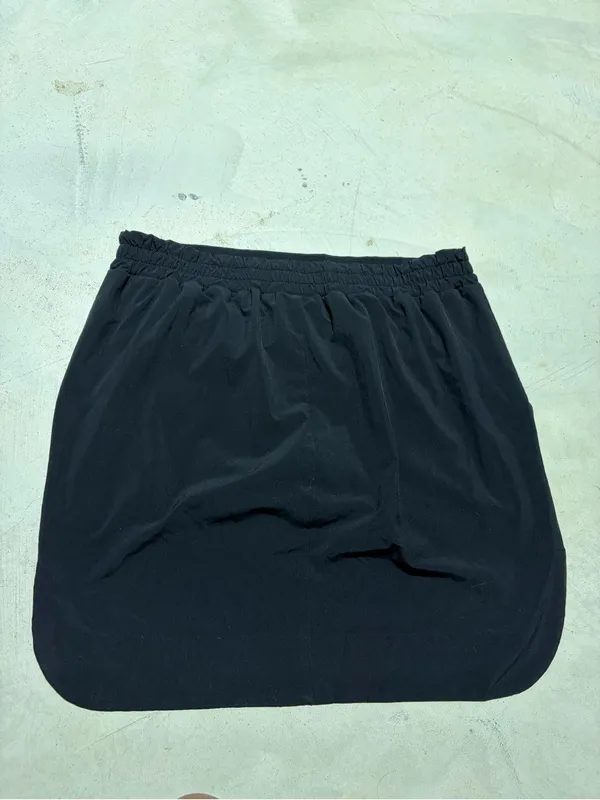 Athleta Women's Black Active Skort medium - Image 3