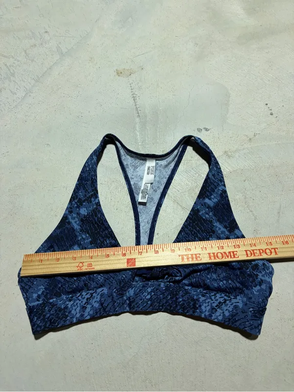 Victoria’s Secret pink ultimate Navy Blue Sports Bralette lightly lined large - Image 3