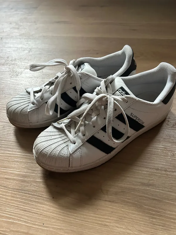 adidas superstar sneakers - Image 3