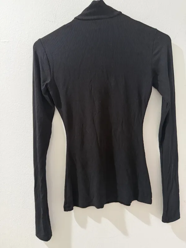 Skims fits everybody turtleneck top  small - Image 3