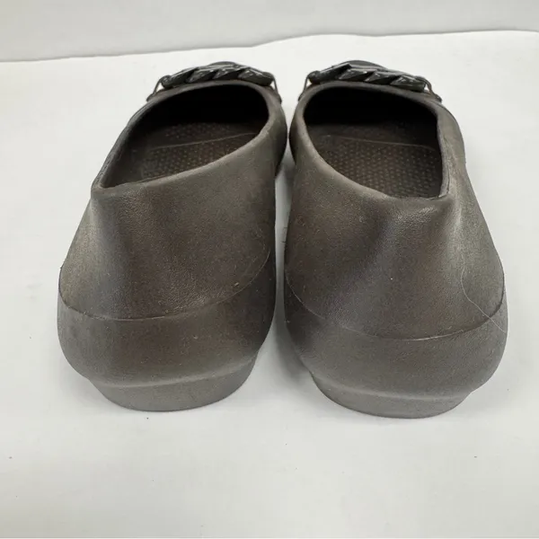 Crocs Gianna Chain Link Ballet Flats‎ Women’s Slip On Shoes Size 7 Brown - Image 2