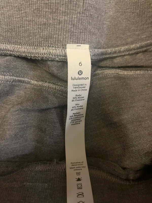 Lululemon Every moment Short 3.5” - Image 3