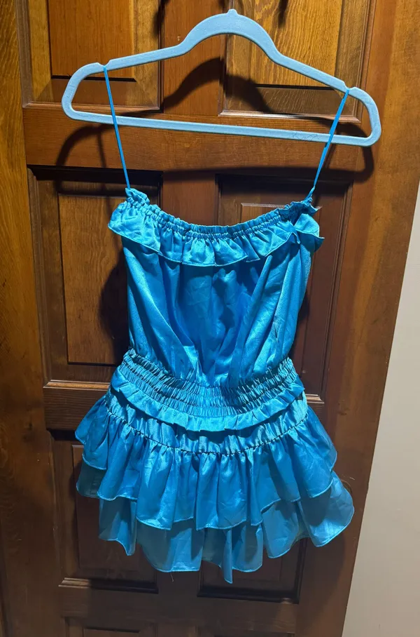 blue pants store dress - Image 3
