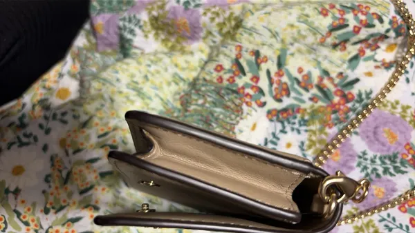 Coach cardholder purse - Image 7