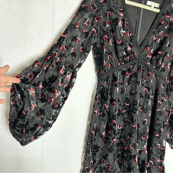Wayf Black Crushed Velvet Floral Print V Neck‎ Long Sleeve Mini Dress Small - Image 6