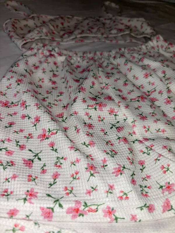 Edikted Floral Two Piece Lounge PJ Set - Image 4