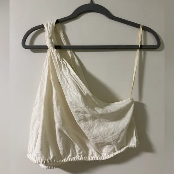 One-Shoulder Twisted Crop Top Size L - Image 5