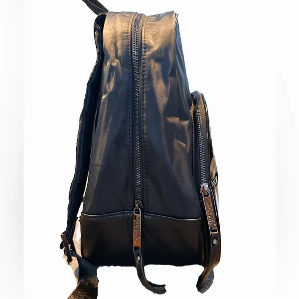 Versace Parfums Black Medusa
Logo Adjustable Strap Backpack Black - Image 4