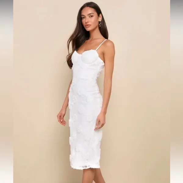Lulus White Romantic Lace Textured Bodycon Midi Dress Sz.S NWT - Image 2